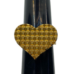 Textured gold tone heart ring - size 6.5